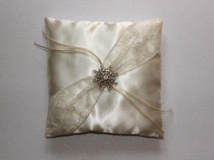 Ringkissen RK3, Preis 35 €