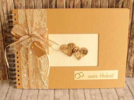 Leinenstoffbezug, Satinband, Stanzherz 340 x 100 x 260 mm, € 39,90